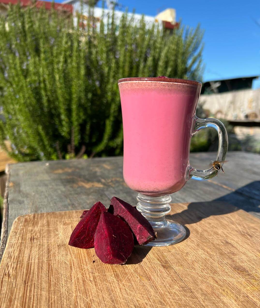 Beetroot Latte - Vibrant, Earthy Drink